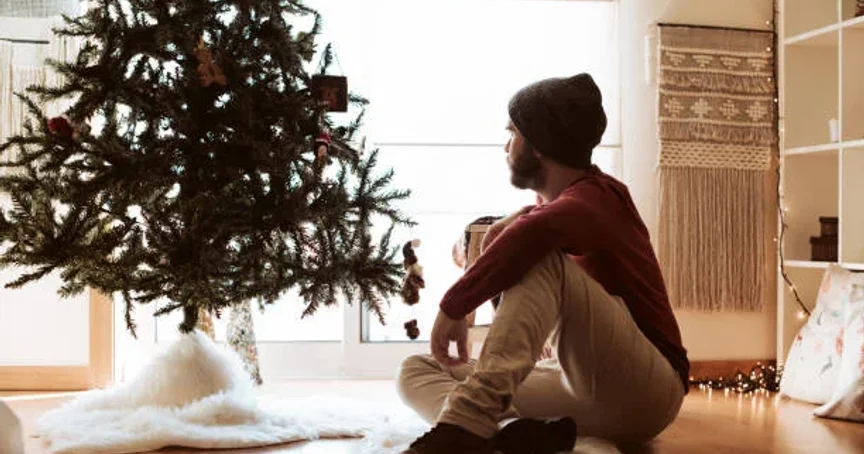 Home Alone for the Holidays? 10 Ways to Avoid Temptation